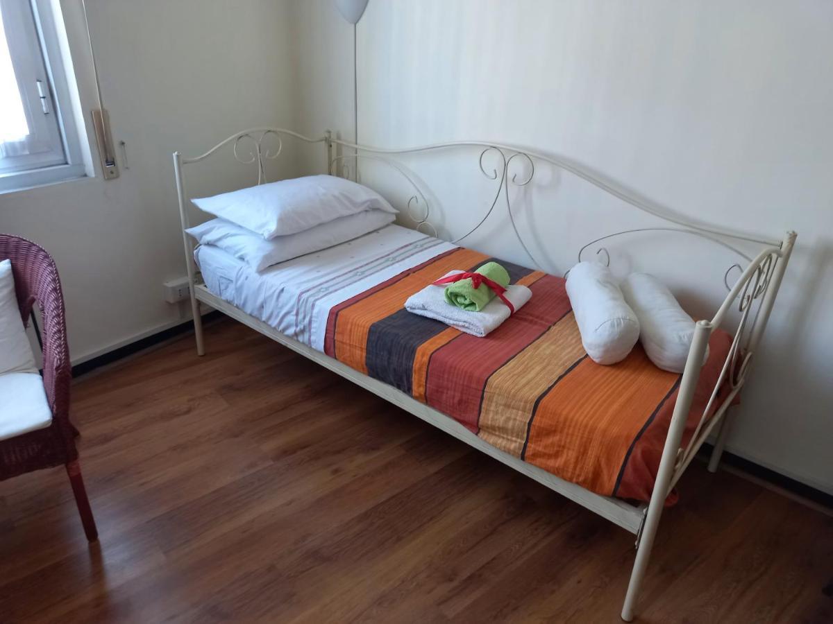 Il Riposo Del Guerriero Guesthouse Genua Buitenkant foto